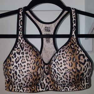 VS Pink Yoga Bra